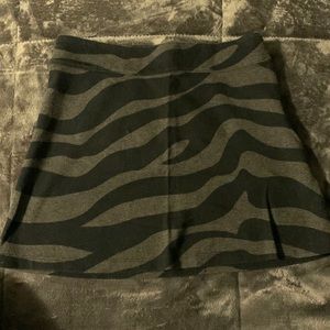 girls skirt